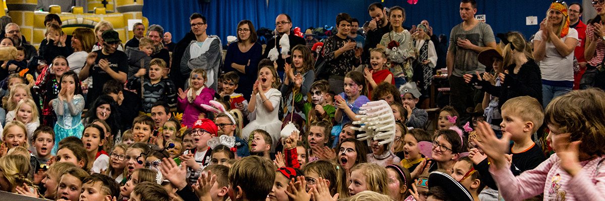 comedie musicale enfants spectacle incontournable