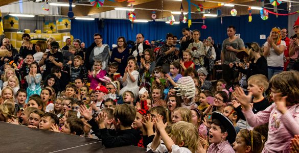 comedie musicale enfants spectacle incontournable